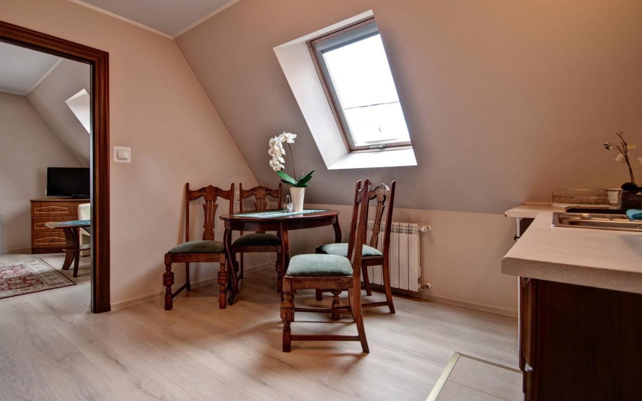 Bystre Apartment